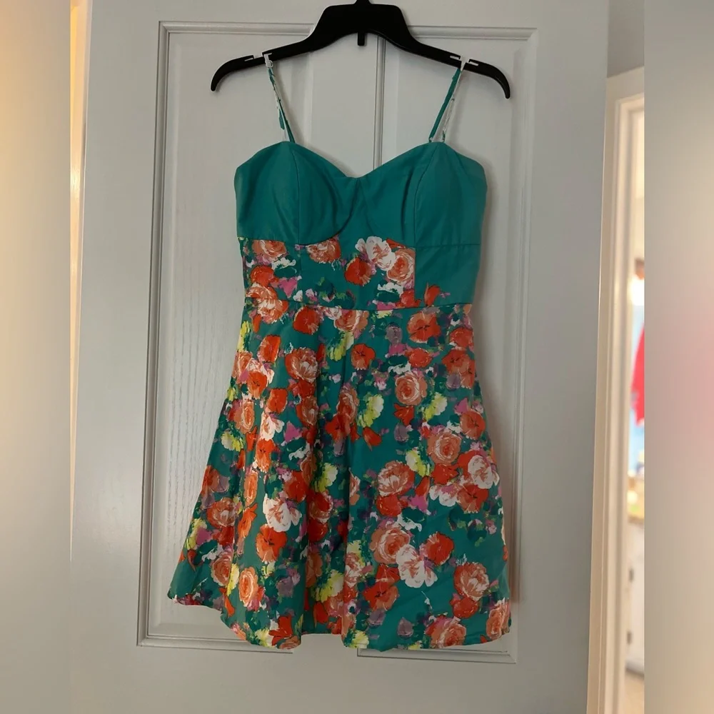 Charlotte Russe teal and floral retro style dress - Picture 1 of 4